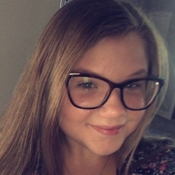 Meet your Posher, Hanna - Picture 1 of 1